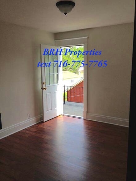 Building Photo - 100 Somerton Ave