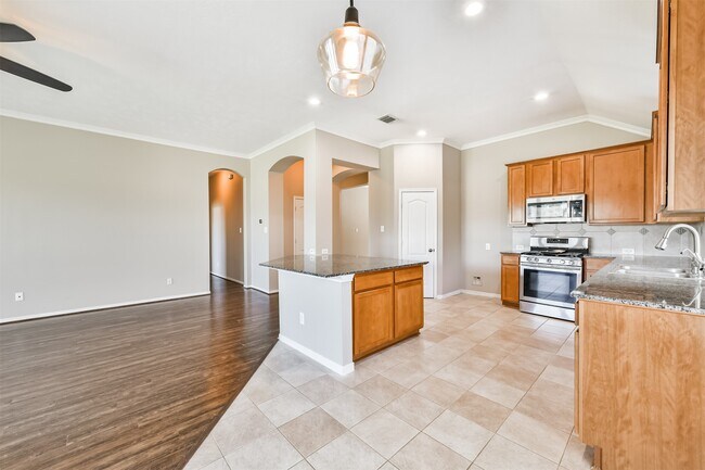 Building Photo - 13719 Rolling River Ln