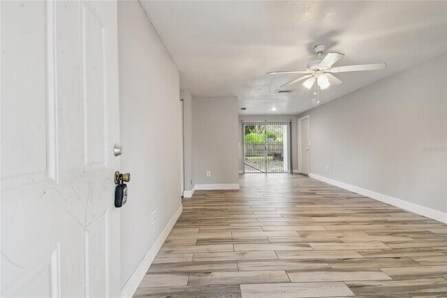 Building Photo - 3679 Sugarcreek Dr