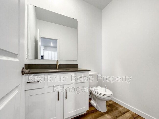 Building Photo - 4212 W Cirrus Ln