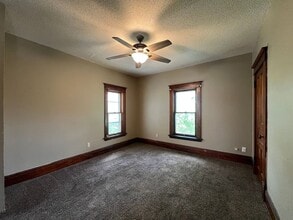 Building Photo - 919 3rd Ave N