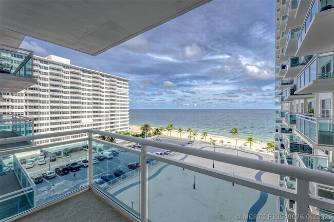Building Photo - 3900 Galt Ocean Dr