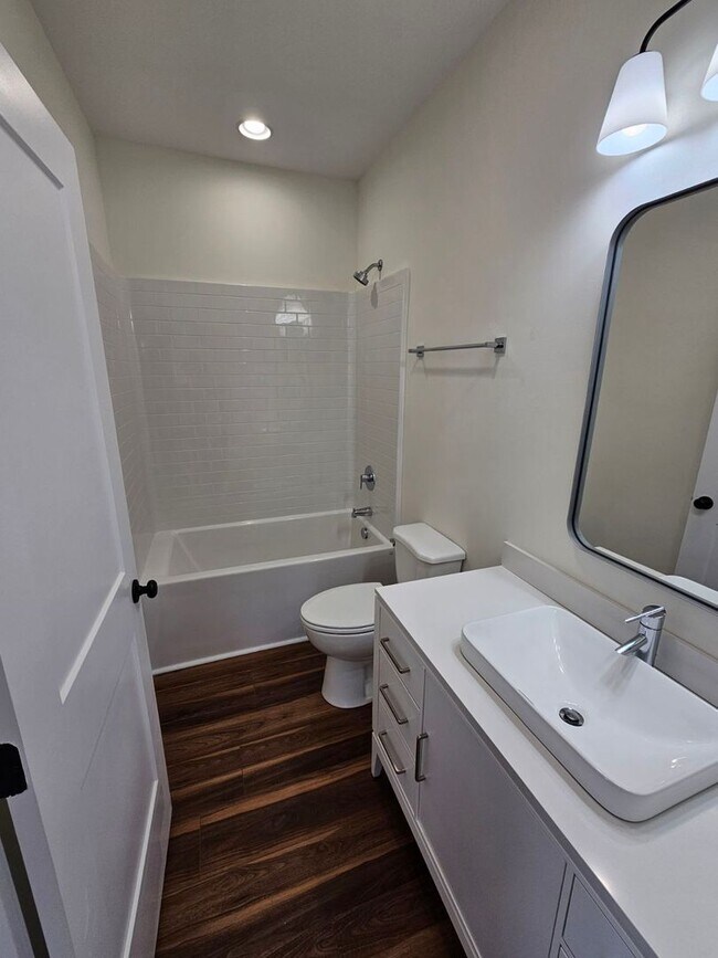 Building Photo - Brand-New 3-Bedroom Home with Bonus Room, 2-Car Garage, and Maintenance-Free Living