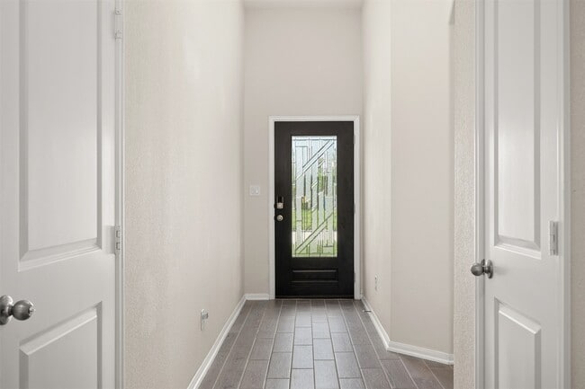 Building Photo - 2733 Arbor Edge Crossing