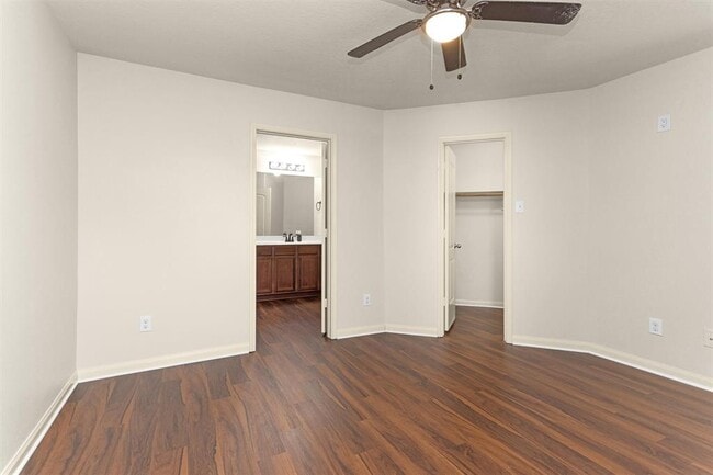 Building Photo - 9407 Amethyst Glen Dr