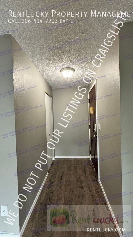 Building Photo - 13202 98th Ave Ct E