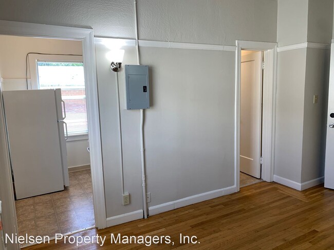 Building Photo - 1410 G St