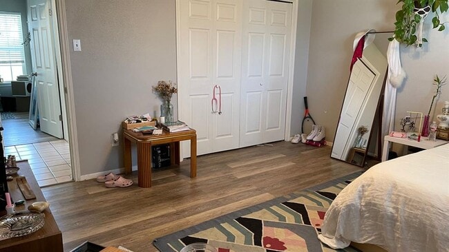 Building Photo - 12600 Rampart St