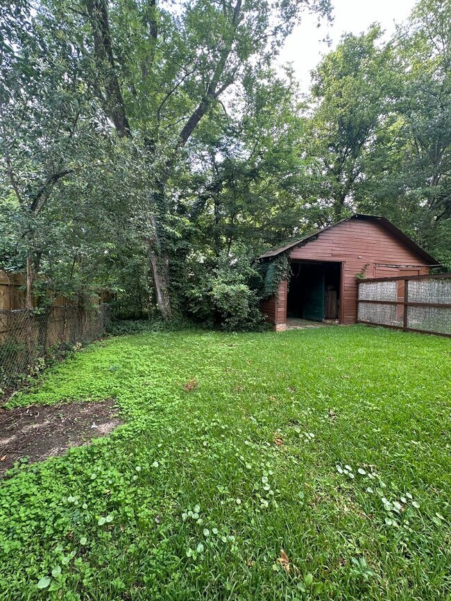 Building Photo - YELLOWBUNNY- 3352/3354-MONTEZUMA DUPLEX-CA...