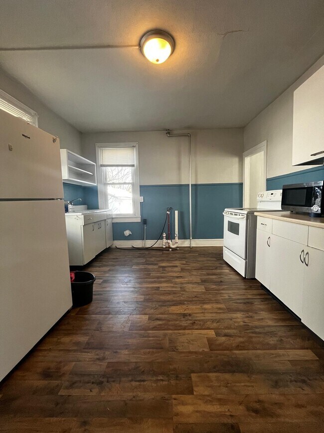 Building Photo - 9 Atlantic Ave