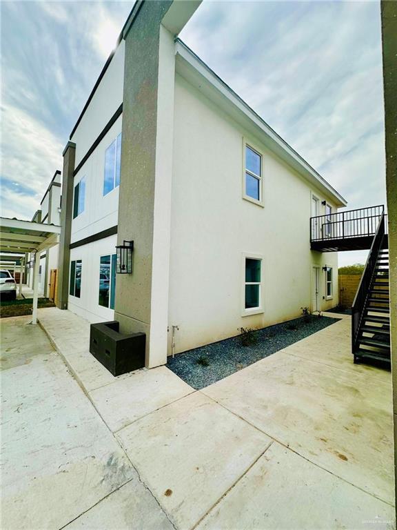 Building Photo - 3517 S Dominique Dr