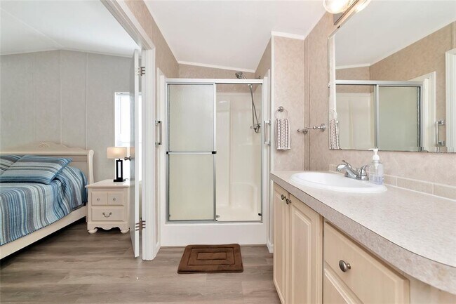 Building Photo - 3308 Anastasia Pl