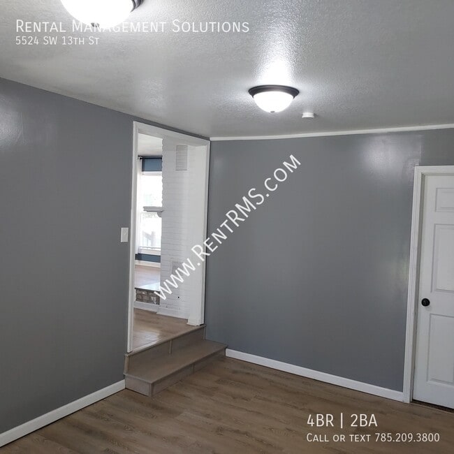 Building Photo - 5524 SW 13th St