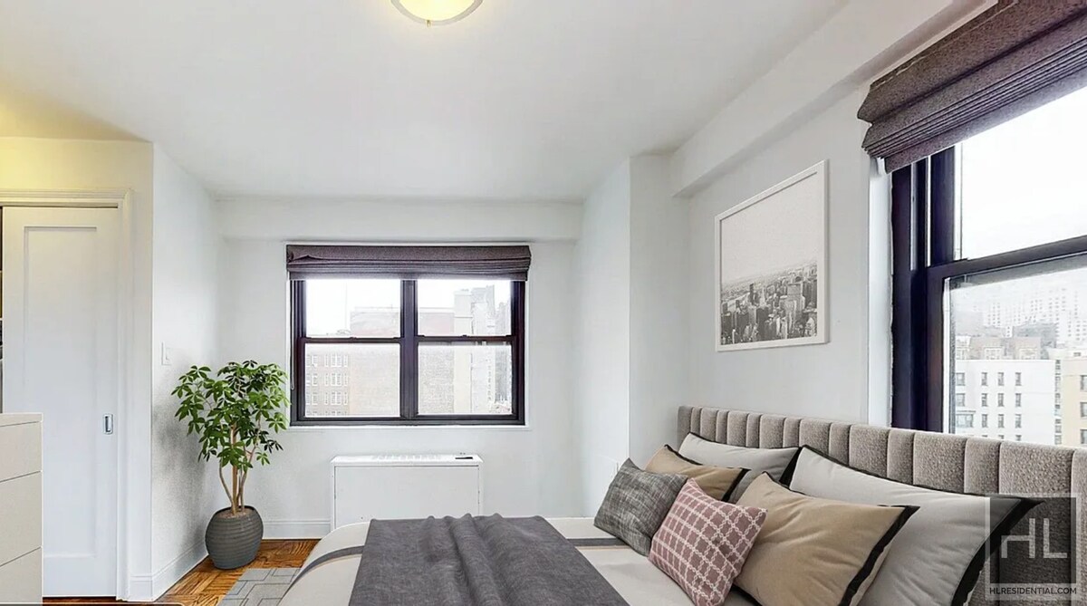 Building Photo - East 16 Avenue