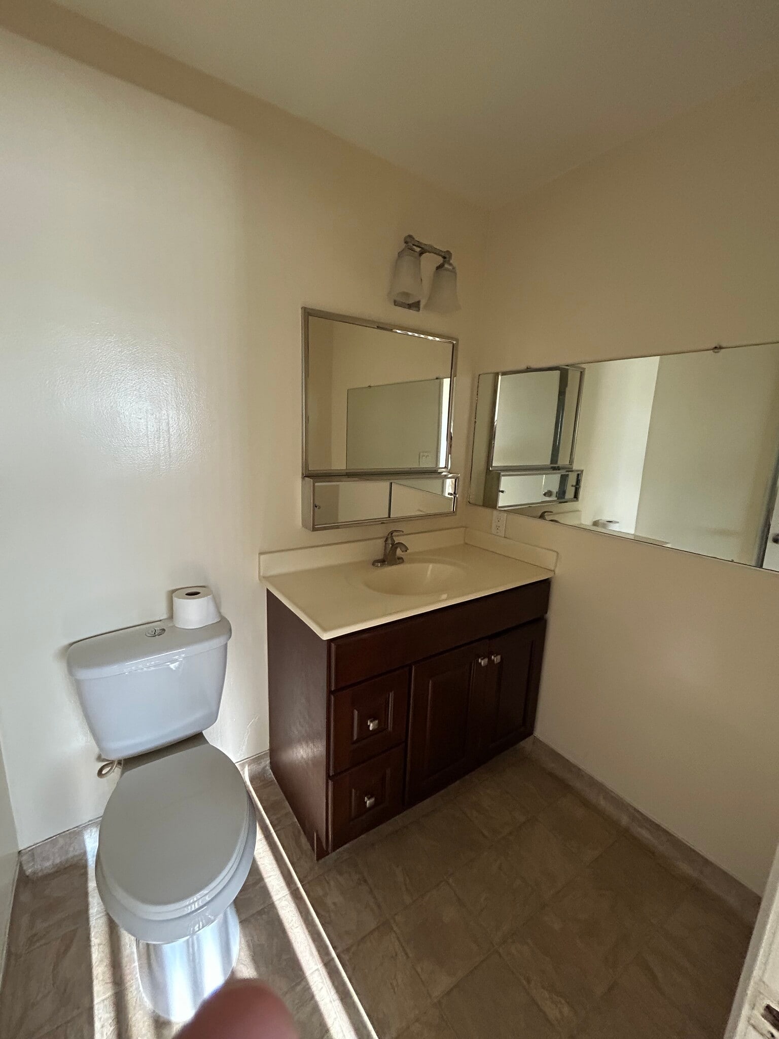 Bathroom 2- Not Pictured Stall Shower to the left - 548 Short St