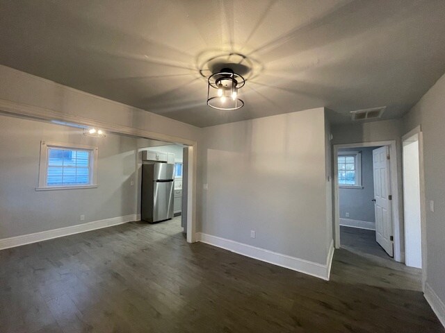 Building Photo - 118 Bermuda Ave