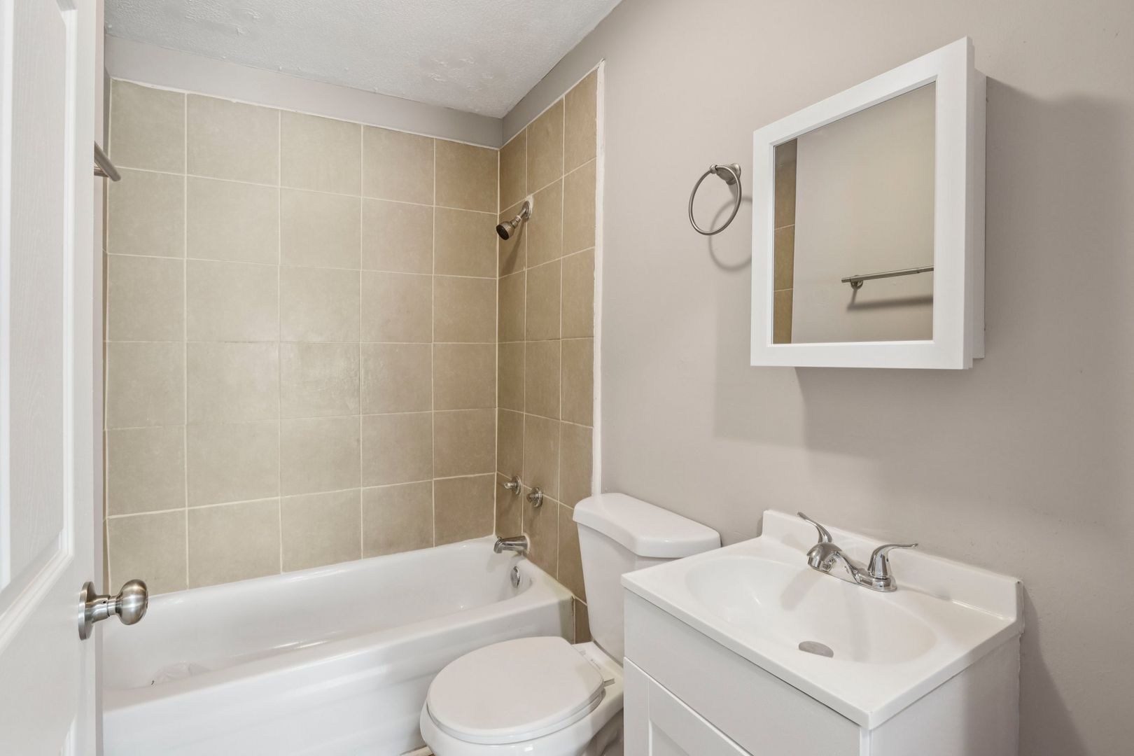 Building Photo - Coming Soon! West Side Two Bedroom Home wi...