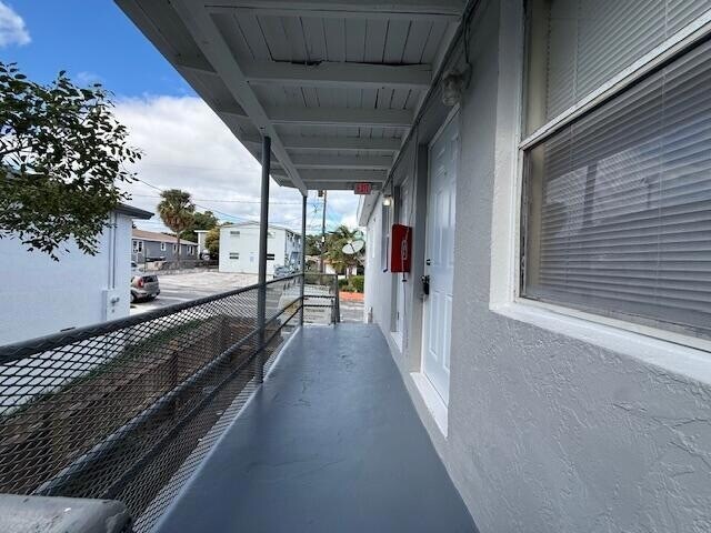 Building Photo - 1913 Division Ave