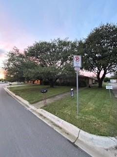 Building Photo - 1302 Crescent St