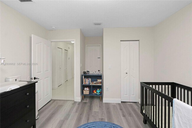 Building Photo - 10921 NW 88th Terrace