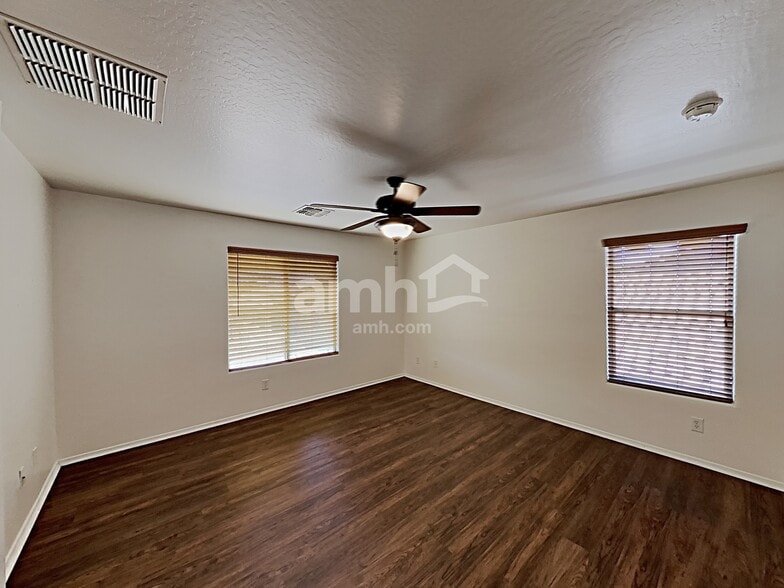 Building Photo - 18015 W Carol Ave