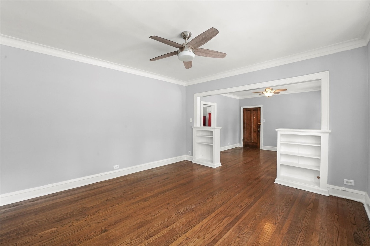 Building Photo - 4241 N Laramie Ave