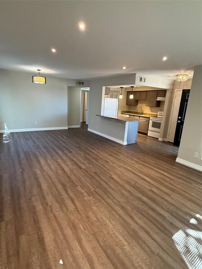 Building Photo - 17202 Imperial Valley Dr
