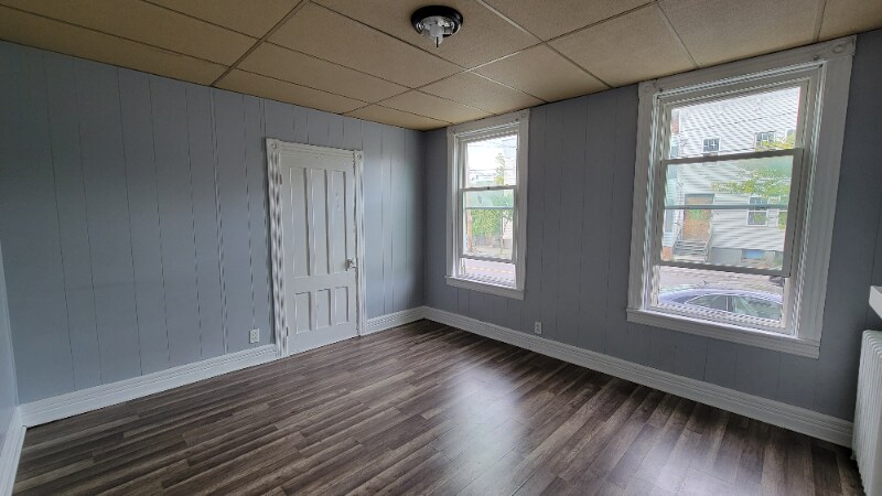 Building Photo - 146 Quail St