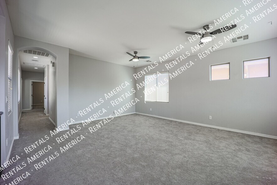 Building Photo - 18830 E Swan Dr