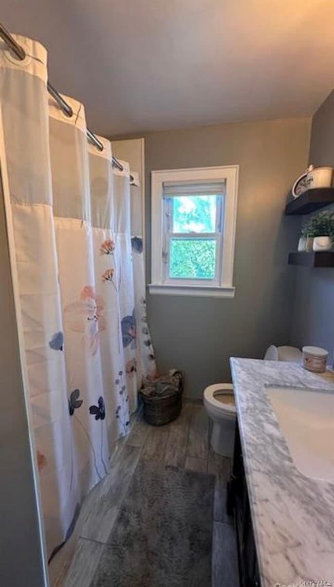 Building Photo - 422 St Agnes Pl