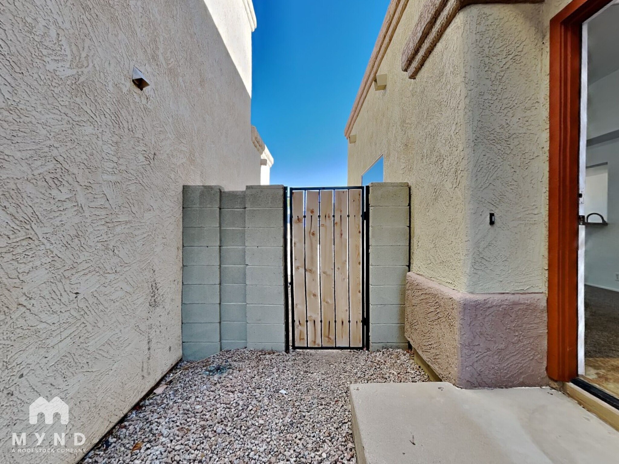 Building Photo - 5862 E Norwood St