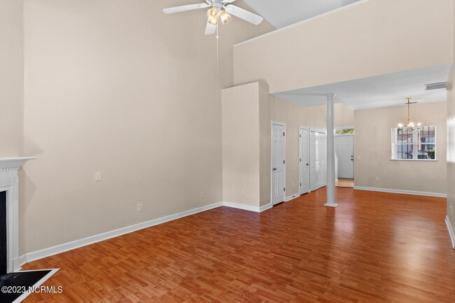 Building Photo - 5006 Carleton Dr