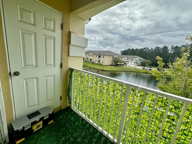 Building Photo - 209 Larkin Pl