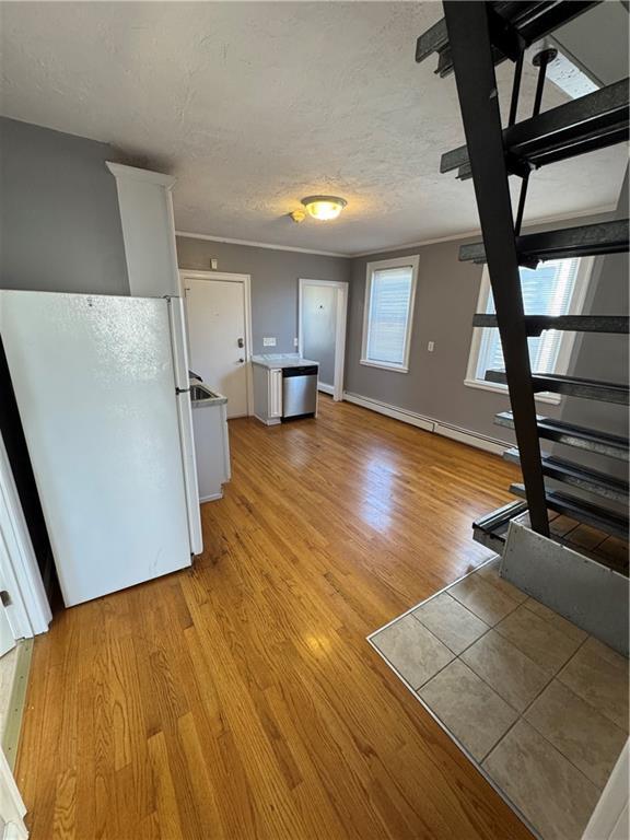Building Photo - 29 Gesler St