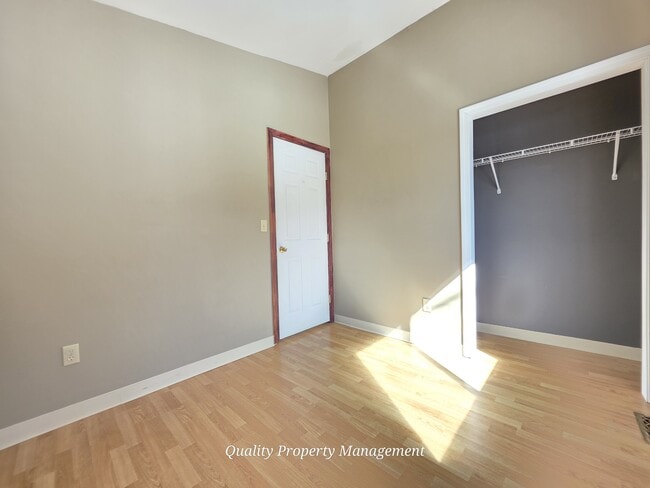 Building Photo - 116 Pine Trail