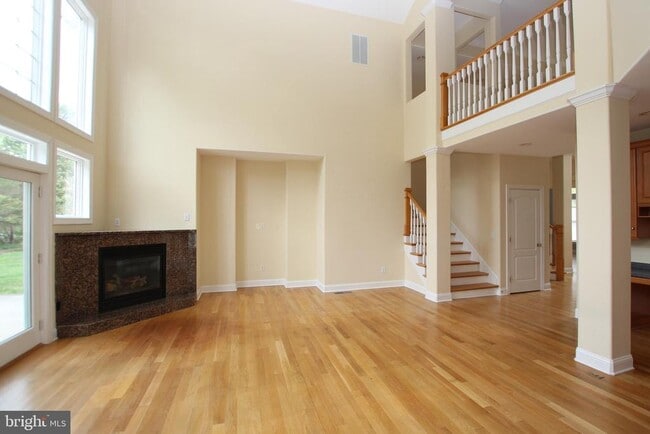 Building Photo - 3 Good Hope Ct