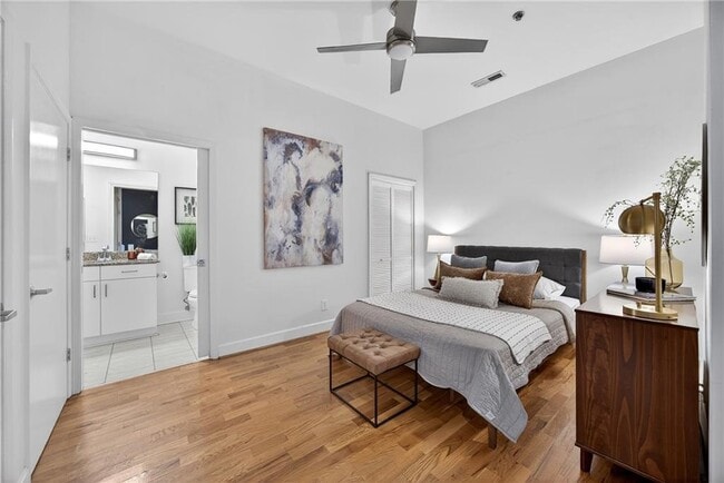 Building Photo - 384 Ralph McGill Blvd NE