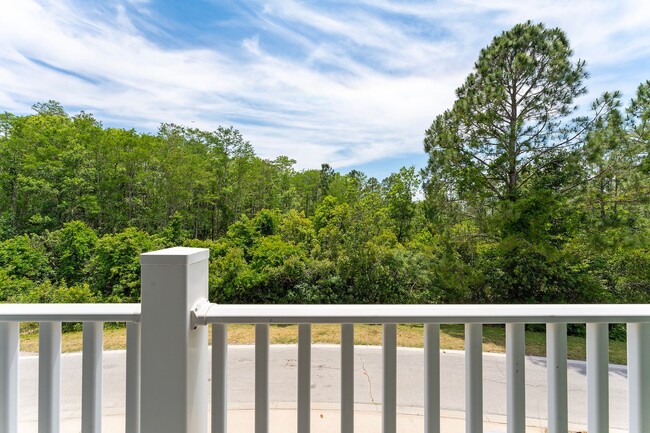 Building Photo - Nice 2/2 Condo w/Garage in Villas of East ...