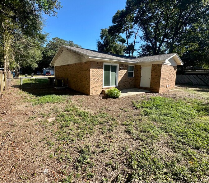 Building Photo - 6307 Jack St