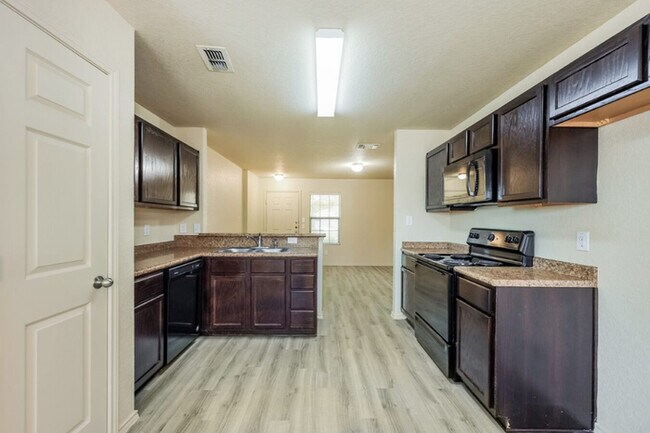 Building Photo - 1410 Durango Run