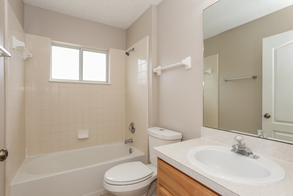 Building Photo - 14011 Crestwick Dr W