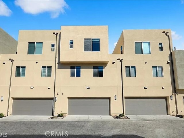 Building Photo - 132 Cadence