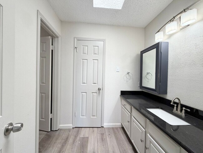 Building Photo - 3635 Garden Brook Dr