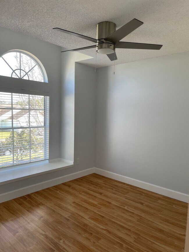 Building Photo - 3/2 Pool Home for Rent