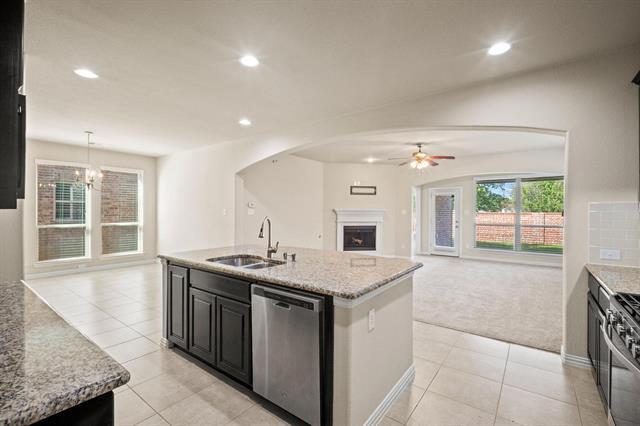 Building Photo - 841 Kirby Dr