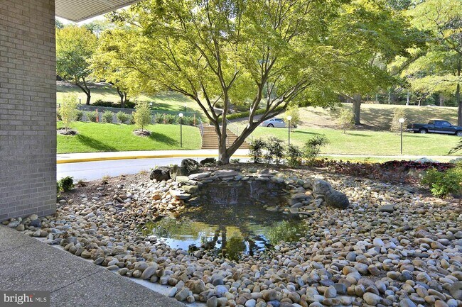 Building Photo - 5500 Holmes Run Pkwy