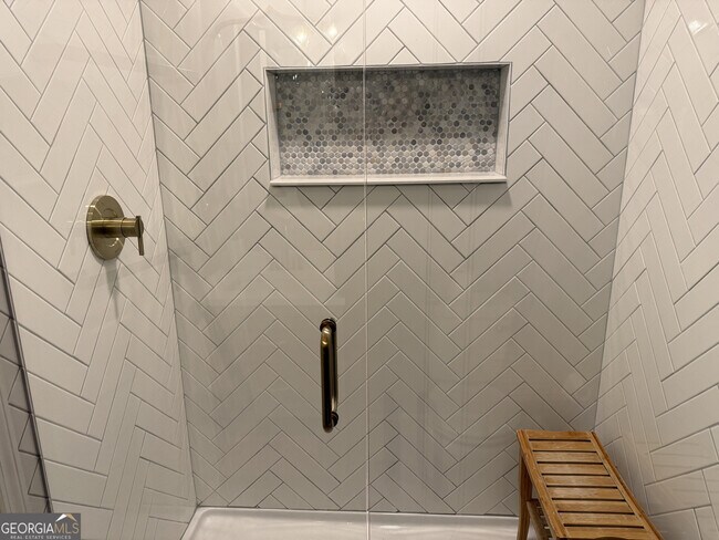 Building Photo - 1610 Old Mill Crossing NE