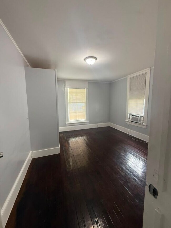 Building Photo - 4540-3 US-1