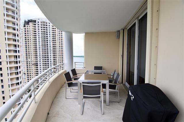 Building Photo - 888 Brickell Key Dr