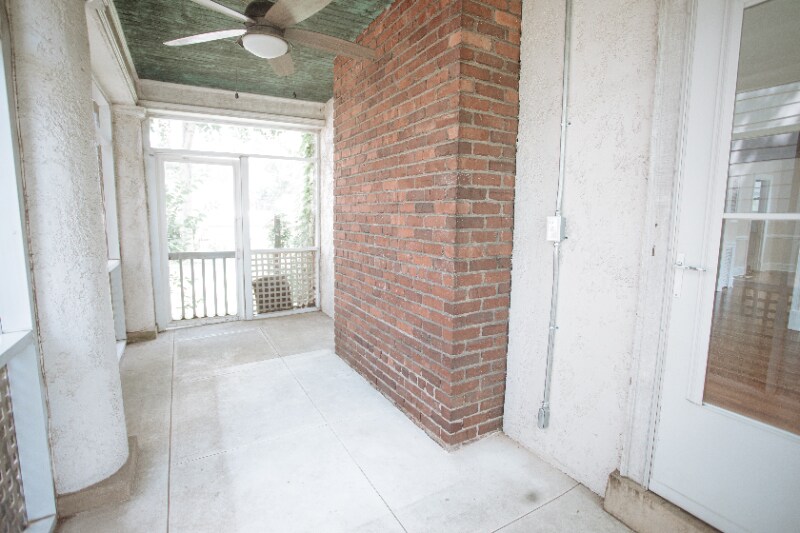 Building Photo - 1304 Apperson St